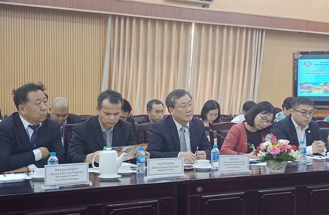 中方代表團(tuán)。圖自越通社